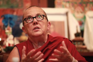 Досточтимая Робина Куртин